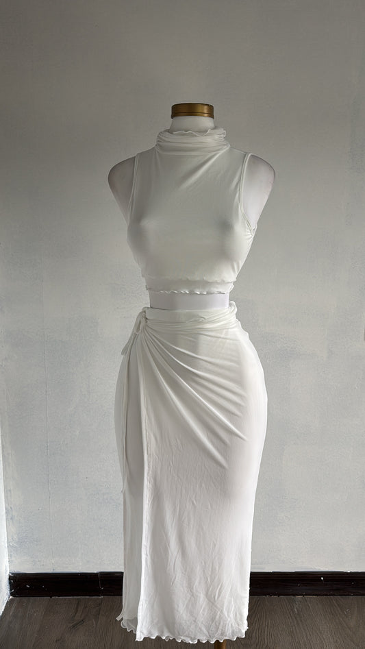 Conjunto blanco falda larga