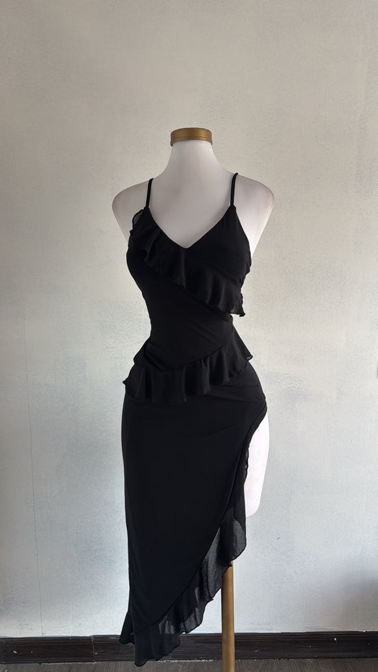 Vestido con abertura negro